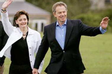 Vợ thủ tướng Anh từng làm mẫu khỏa thân