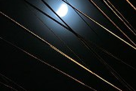 Đêm qua nguyệt thực...