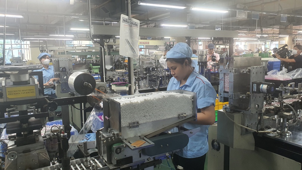 Lợi ích cho doanh nghiệp tại TPHCM khi điều chỉnh phụ tải điện - 1 Lợi ích cho doanh nghiệp tại TPHCM khi điều chỉnh phụ tải điện - 1