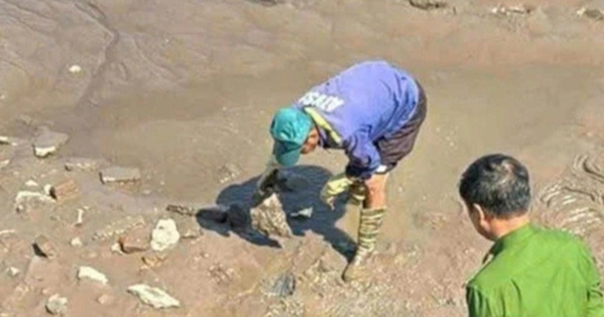 Xác định giới tính bộ xương người dưới lớp bùn ao cá ở Hải Phòng