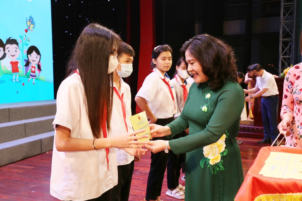 Lãnh đạo Bộ LĐ-TBXH phát động Tháng hành động vì trẻ em - 3 Lãnh đạo Bộ LĐ-TBXH phát động Tháng hành động vì trẻ em - 3