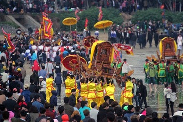 Khai hội ở ngôi đền được xây dựng ở thế kỷ XIII