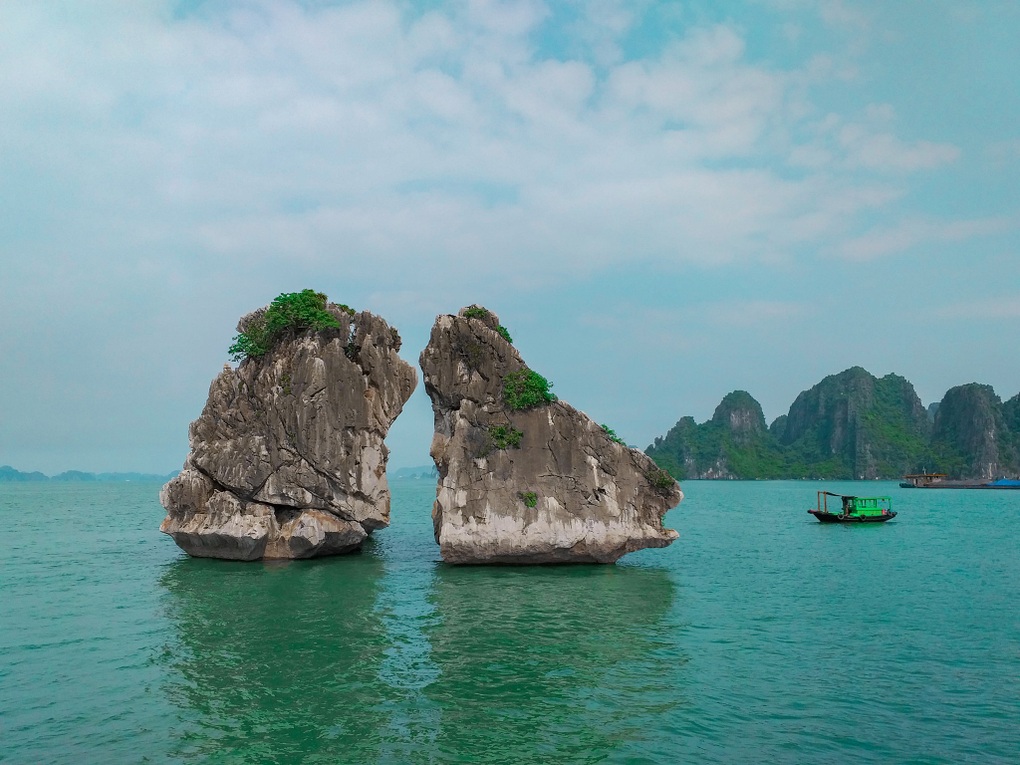 Quảng Ninh tiến hành bảo vệ hòn Trống Mái - 1 Quảng Ninh tiến hành bảo vệ hòn Trống Mái - 1
