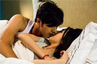 Vụng trộm với người phụ nữ bán cơm đầu ngõ, tôi hổ thẹn vì hành động của vợ