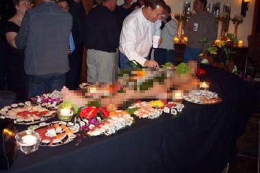 Trung Quốc: “Sếp” doanh nghiệp quốc doanh bị nghi thác loạn với sao khiêu dâm Nhật?