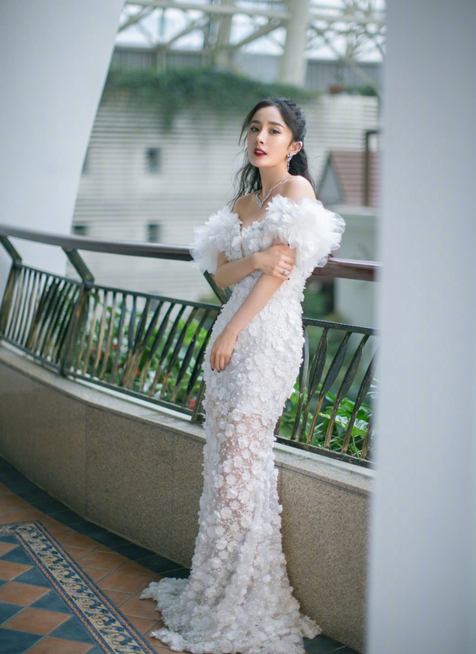 Đường Yên “đụng độ” cô bạn thân cũ Dương Mịch tại sự kiện - 10 Đường Yên “đụng độ” cô bạn thân cũ Dương Mịch tại sự kiện - 10