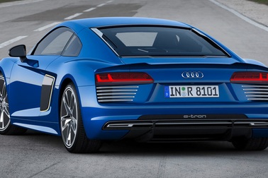 Audi sẽ ra xe cạnh tranh BMW i8