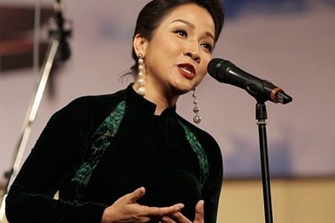 Diva Mỹ Linh biểu diễn thăng hoa tại Hòa nhạc “Trên đôi cánh tình yêu”