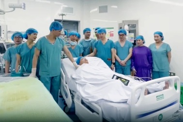 Tình trạng các bệnh nhân nhận "món quà sự sống" của chàng trai 20 tuổi