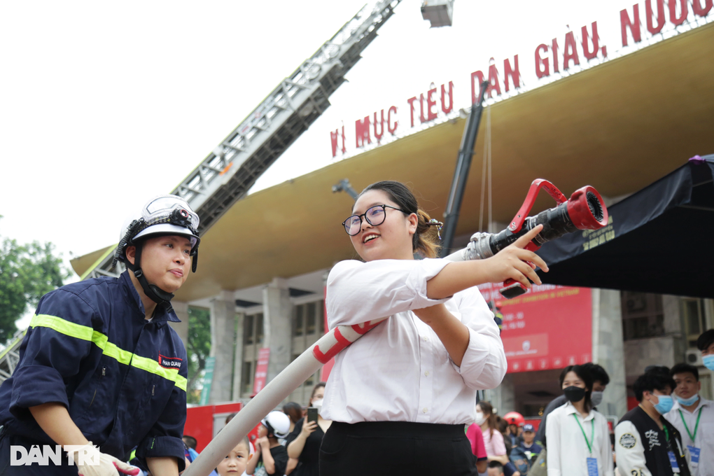 Cảnh sát khuyến cáo 11 biện pháp giúp trẻ an toàn dịp nghỉ hè - 1 Cảnh sát khuyến cáo 11 biện pháp giúp trẻ an toàn dịp nghỉ hè - 1
