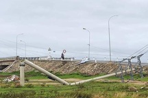 Vì sao hàng trăm cột điện tại Thừa Thiên Huế gãy đổ trong bão số 5?