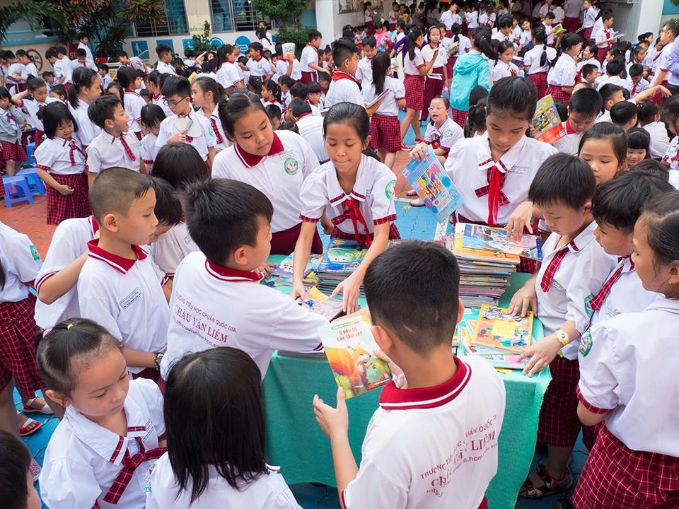 Cô giáo dạy Văn làm thiện nguyện sách từ lời “thách đố” của Bộ trưởng - 5 Cô giáo dạy Văn làm thiện nguyện sách từ lời “thách đố” của Bộ trưởng - 5