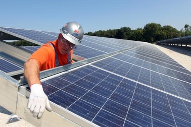 Đến năm 2050, 139 quốc gia có được cung cấp năng lượng từ gió, mặt trời, nước ?