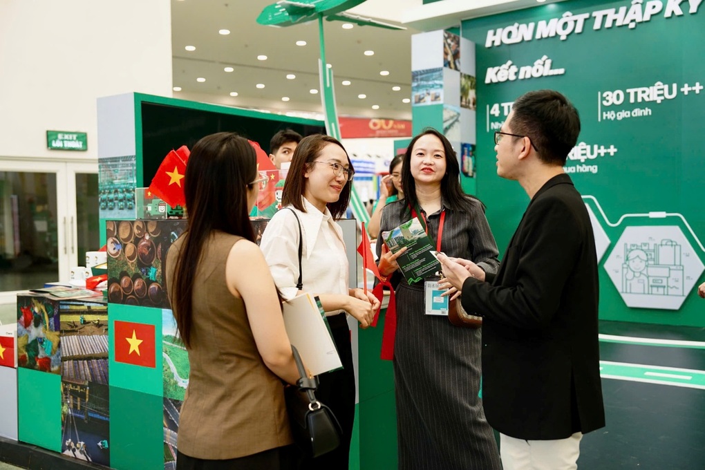 GHTK góp mặt tại Triển lãm 80 năm Hành trình Độc lập - Tự do - Hạnh phúc - 3 GHTK góp mặt tại Triển lãm 80 năm Hành trình Độc lập - Tự do - Hạnh phúc - 3