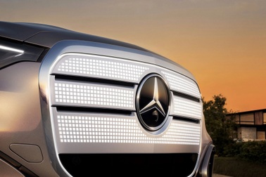 Mercedes hé lộ hình ảnh mẫu GLC thuần điện: Có chi tiết quen thuộc