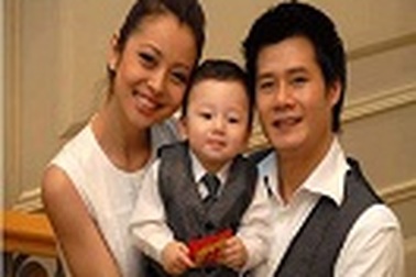 Jennifer Phạm- Quang Dũng sóng gió vẫn nổi sau ly hôn