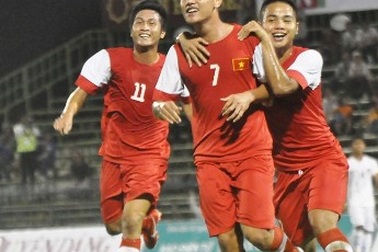 Thắng đậm Malaysia, U21 Việt Nam tái ngộ Sydney FC ở chung kết