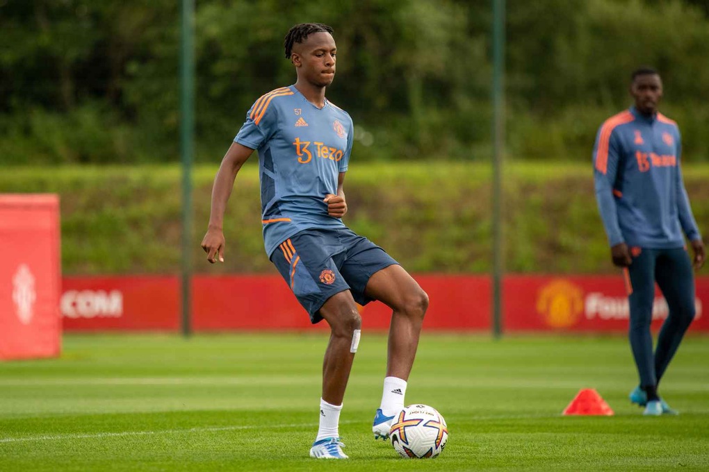 Triều đại Ten Hag ở Man Utd chính thức bắt đầu - 25 Triều đại Ten Hag ở Man Utd chính thức bắt đầu - 25