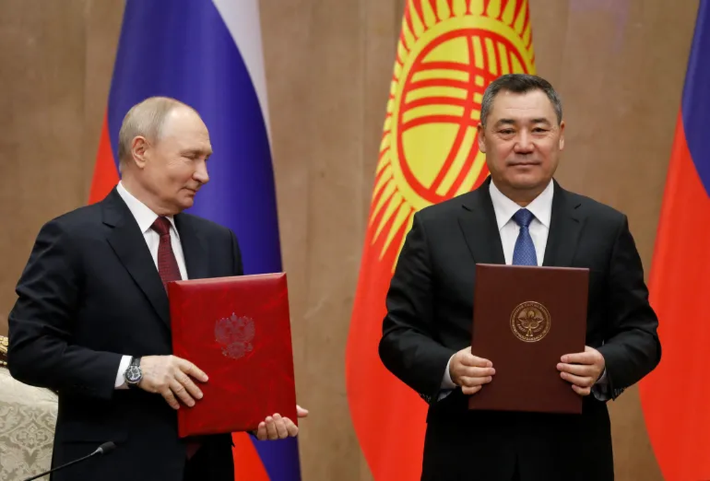 Tổng thống Putin: Căn cứ của Nga tại Kyrgyzstan là trụ cột ổn định khu vực - 1