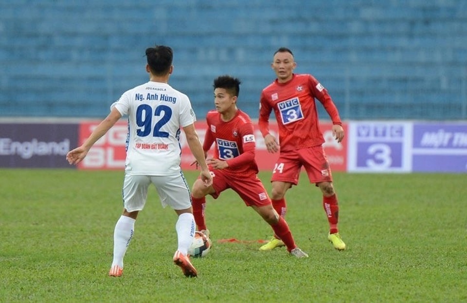 HLV Nguyễn Thành Vinh: “V-League cần tính đến phương án xấu nhất” - 1 HLV Nguyễn Thành Vinh: “V-League cần tính đến phương án xấu nhất” - 1