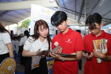 80% lao động ngành F&B có thu nhập dưới 10 triệu đồng/tháng