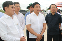 Bộ trưởng Nguyễn Văn Thắng: Đẩy nhanh tiến độ xử lý bãi rác vướng cao tốc