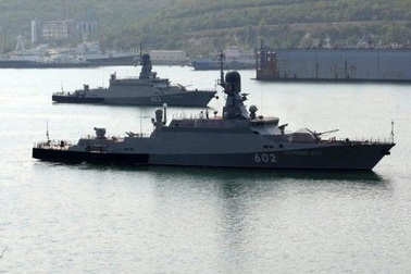 Mang Kalibr, tàu Nga bất ngờ nhận nhiệm vụ mật