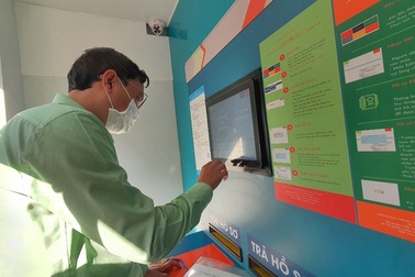 Lần đầu tiên có "ATM tiếp nhận và trả hồ sơ"