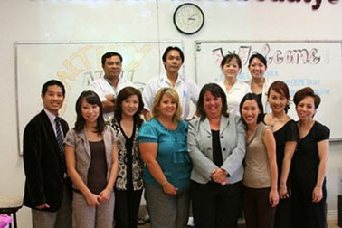 Trường dạy thẩm mỹ của người Việt trên đất Mỹ  