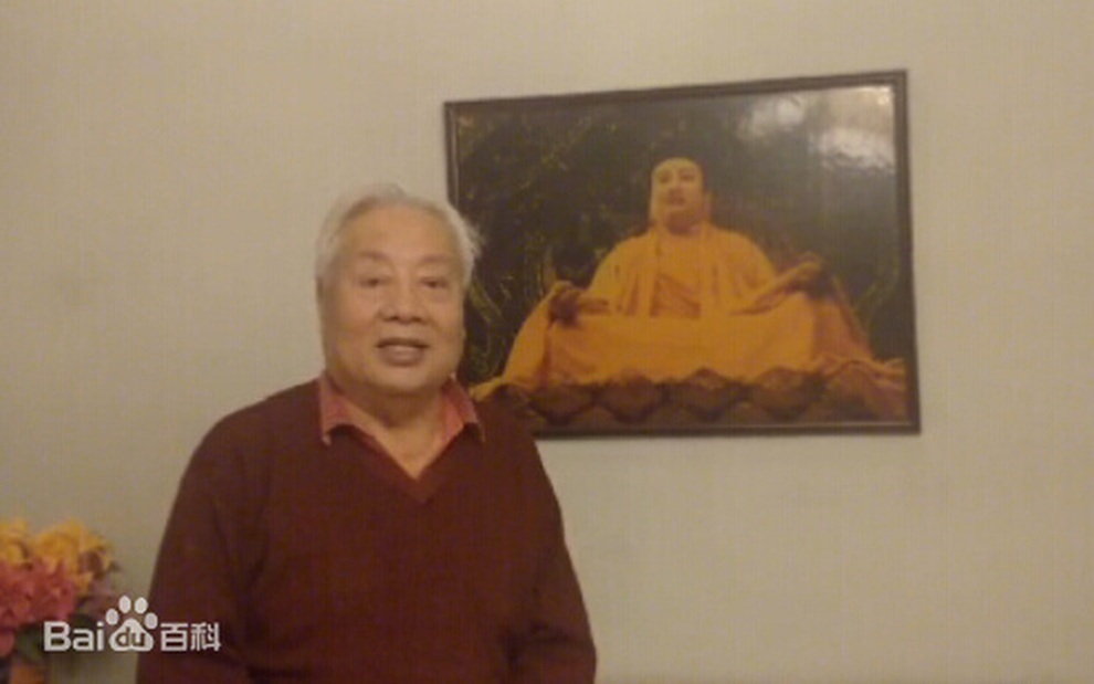 82 tuổi, nghệ sĩ phim Tây Du Ký vẫn đi diễn, sống viên mãn bên vợ con - 7 82 tuổi, nghệ sĩ phim Tây Du Ký vẫn đi diễn, sống viên mãn bên vợ con - 7