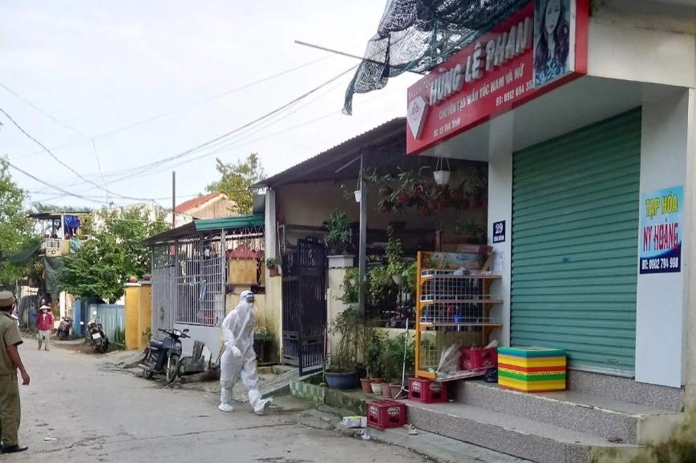 Thành phố Huế xuất hiện ổ dịch ở Cồn Hến - 1 Thành phố Huế xuất hiện ổ dịch ở Cồn Hến - 1