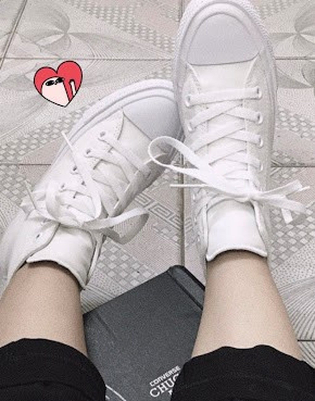 Gen Z bàn luận về dùng hàng hiệu: Mặc gì không thể hiện bản chất con người - 6 Gen Z bàn luận về dùng hàng hiệu: Mặc gì không thể hiện bản chất con người - 6