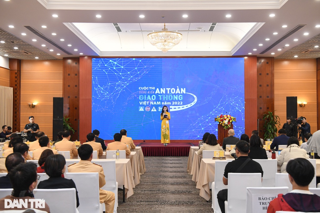 Trao giải Cuộc thi Sáng kiến an toàn giao thông Việt Nam năm 2022 - 1 Trao giải Cuộc thi Sáng kiến an toàn giao thông Việt Nam năm 2022 - 1