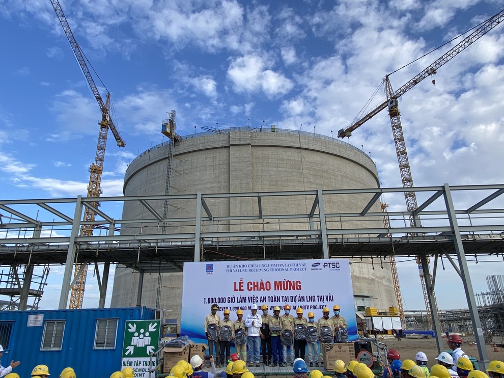 Công đoàn PV GAS chủ động đổi mới, thiết thực chăm lo cho người lao động - 1 Công đoàn PV GAS chủ động đổi mới, thiết thực chăm lo cho người lao động - 1