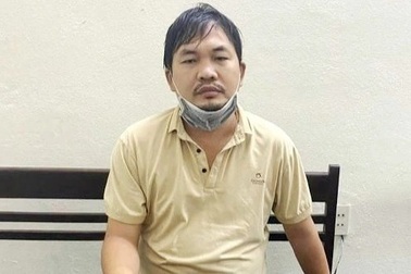 "Nổ" là sếp Phòng Giáo dục để lừa tình, tiền của sinh viên, cô giáo