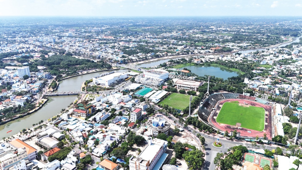 Long An và lịch sử nhiều lần thay đổi địa giới hành chính, dân cư