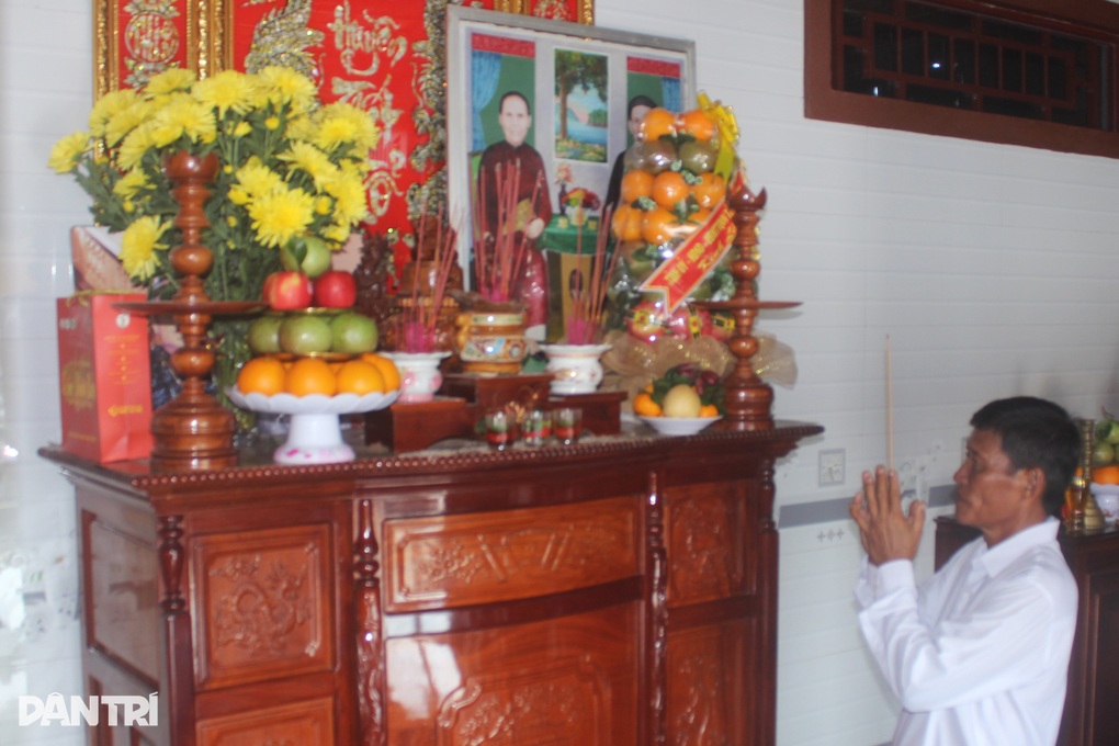 Khánh thành bia kỷ niệm Bác Hồ với cây vú sữa miền Nam - 3 Khánh thành bia kỷ niệm Bác Hồ với cây vú sữa miền Nam - 3