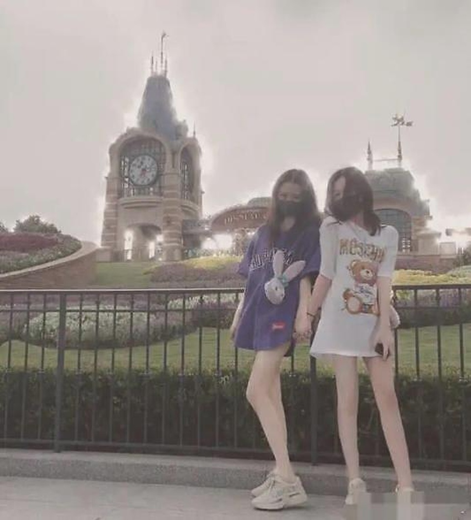 Lý Yên: Cô con gái cá tính và nổi tiếng của thiên hậu Vương Phi - 4 Lý Yên: Cô con gái cá tính và nổi tiếng của thiên hậu Vương Phi - 4