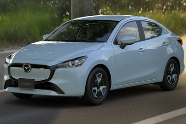 Mazda2 chưa cần thiết kế lại vẫn khiến người Thái mê mẩn