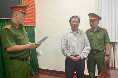 Vụ Nguyễn Phương Hằng và nhà báo Hàn Ni: Bắt tạm giam luật sư Trần Văn Sỹ