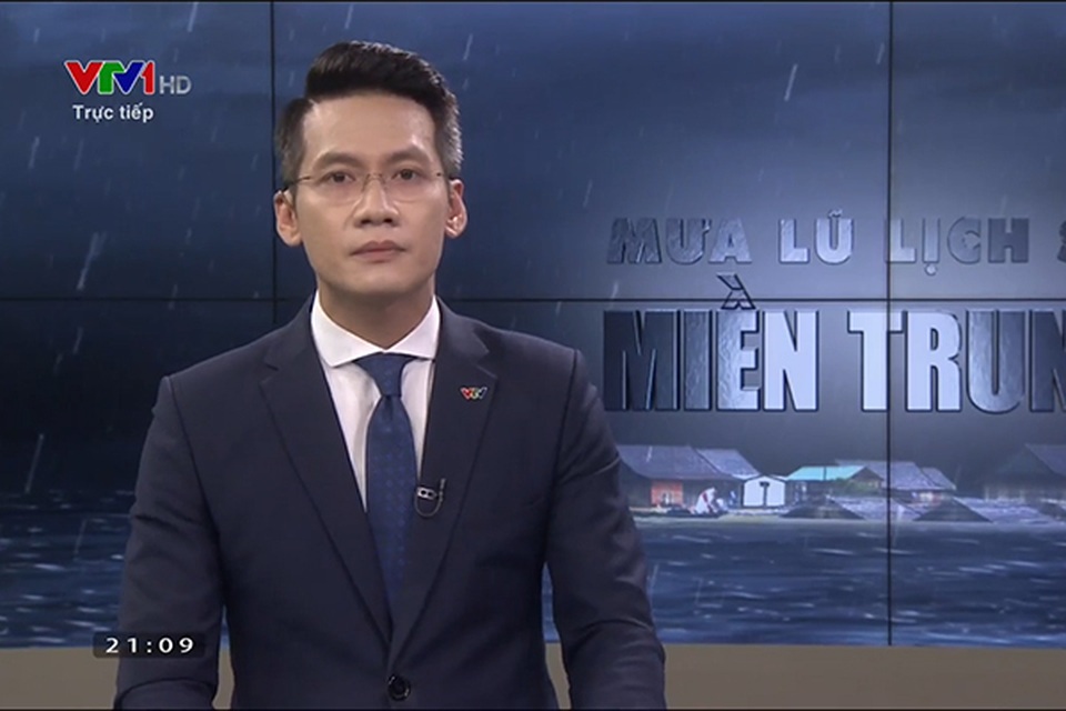 BTV Tuấn Dương trải lòng chuyện nén khóc khi dẫn về mưa lũ miền Trung - 3 BTV Tuấn Dương trải lòng chuyện nén khóc khi dẫn về mưa lũ miền Trung - 3