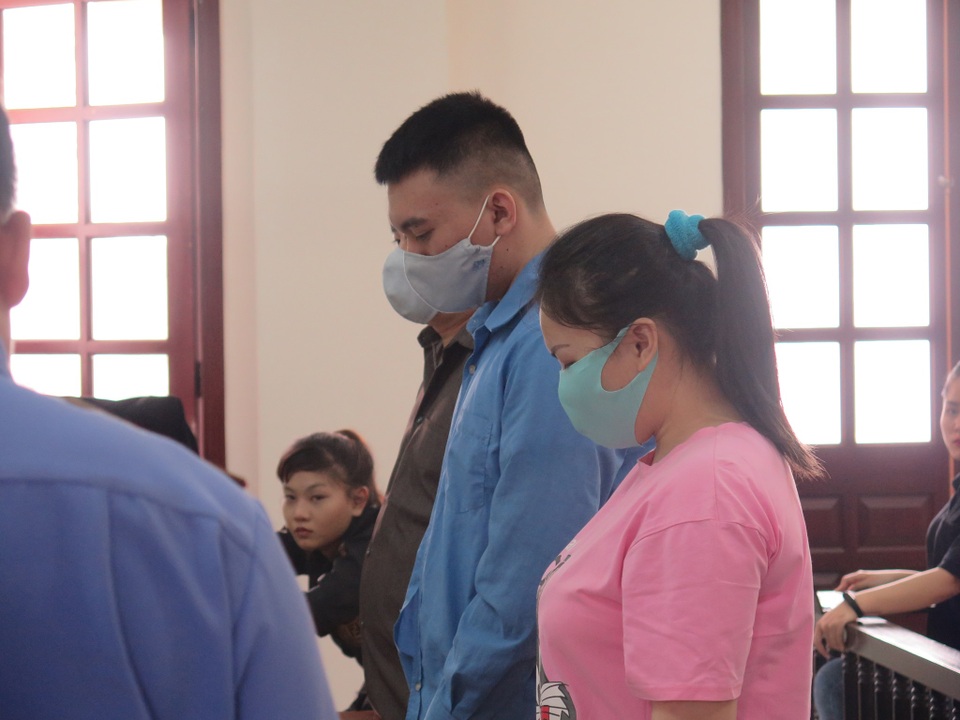 Nỗi đau của cô gái bị đánh đập, tra tấn đến sẩy thai - 1 Nỗi đau của cô gái bị đánh đập, tra tấn đến sẩy thai - 1