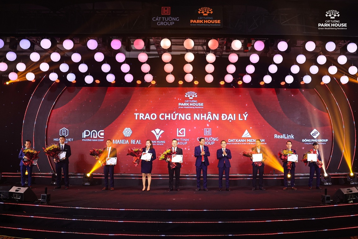 Không khí sôi động tại lễ ra mắt Khu dân cư Cát Tường Park House - 2 Không khí sôi động tại lễ ra mắt Khu dân cư Cát Tường Park House - 2
