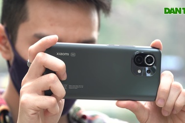 Đánh giá Xiaomi Mi 11: đối thủ của iPhone 12, Galaxy S21+