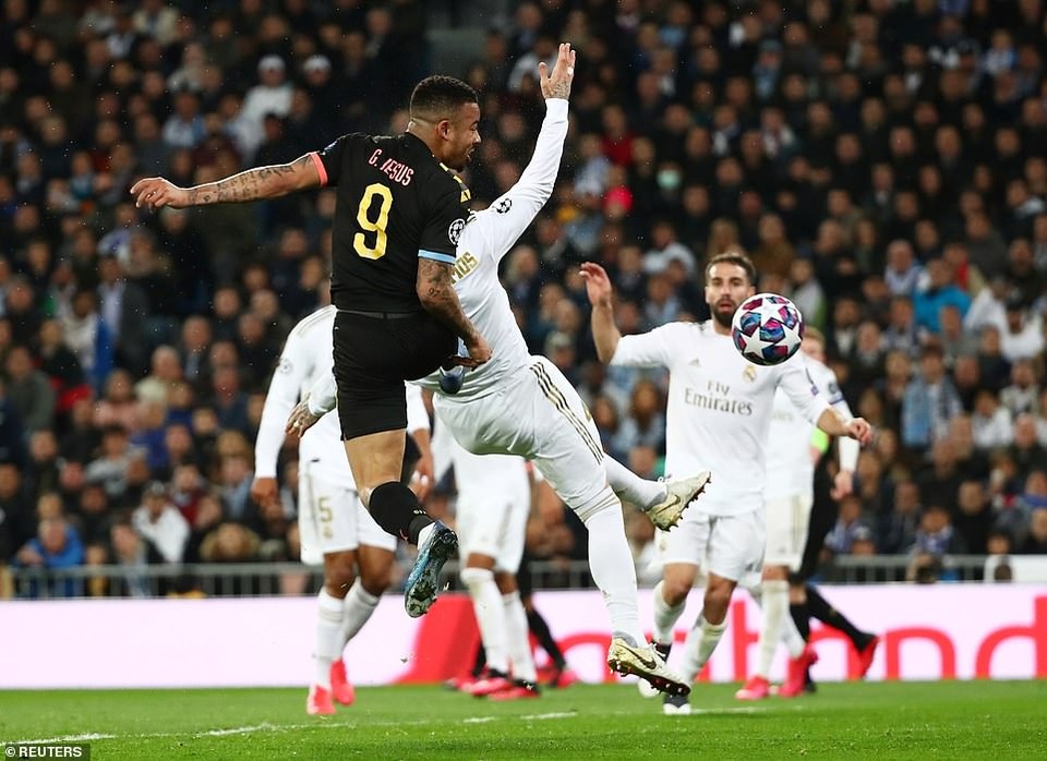 Những khoảnh khắc Man City hạ gục Real Madrid tại Bernabeu - 17 Những khoảnh khắc Man City hạ gục Real Madrid tại Bernabeu - 17