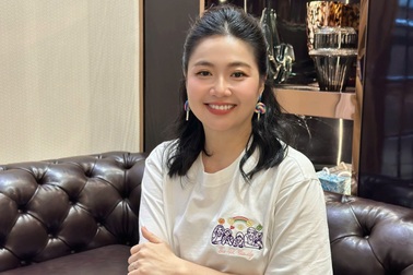 Lê Khánh: Hôn nhân bên chồng kém tuổi, ngại vì cảnh nóng với Quốc Trường