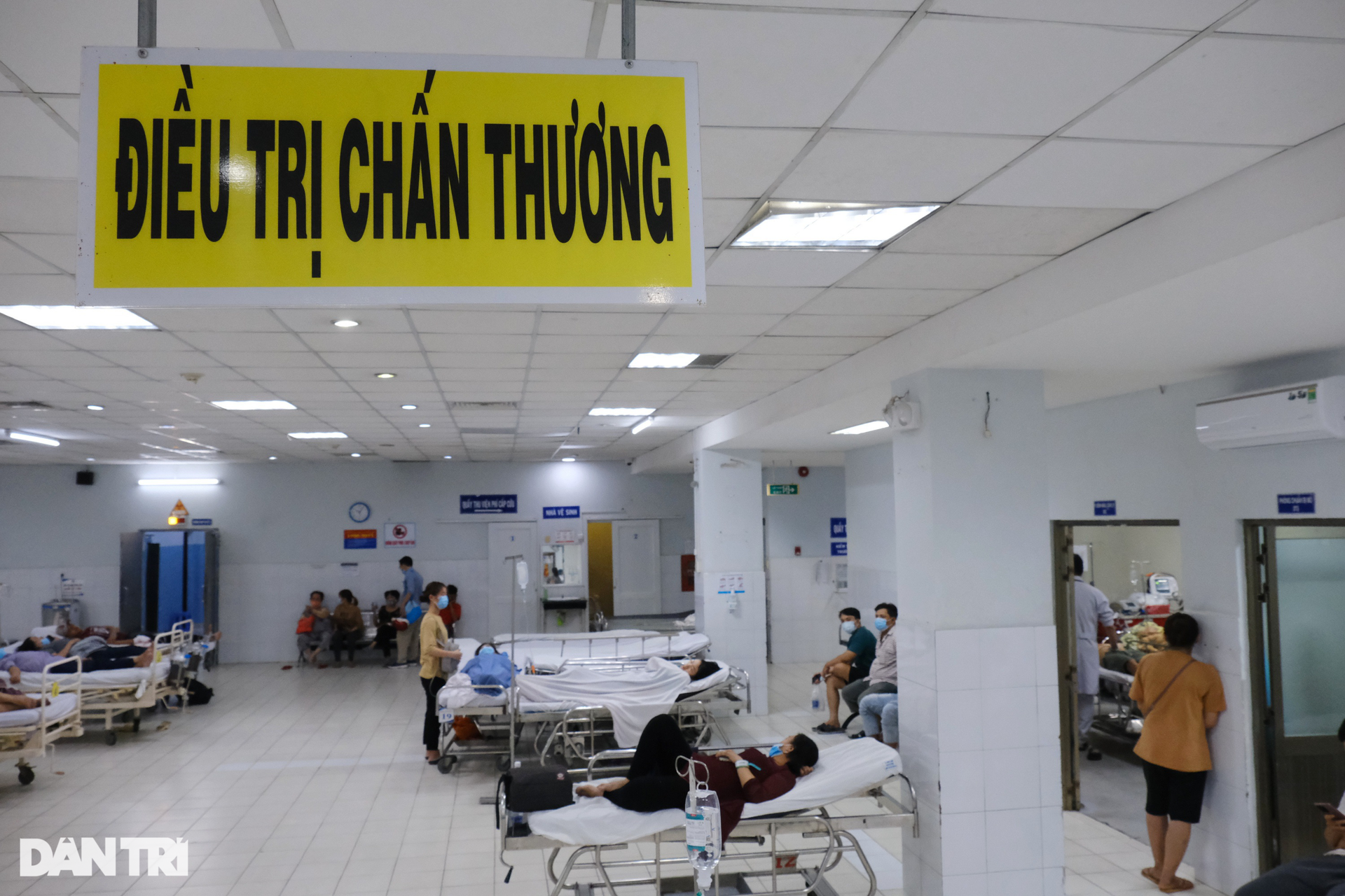 Bác sĩ cấp cứu: Ám ảnh bị chửi bới, đe dọa giết cả dòng họ - 6 Bác sĩ cấp cứu: Ám ảnh bị chửi bới, đe dọa giết cả dòng họ - 6