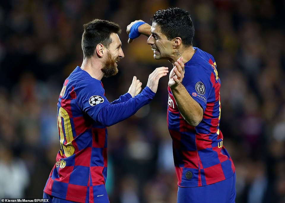 Barcelona và Real Madrid đua khốc liệt cho ngôi đầu bảng La Liga - 3 Barcelona và Real Madrid đua khốc liệt cho ngôi đầu bảng La Liga - 3