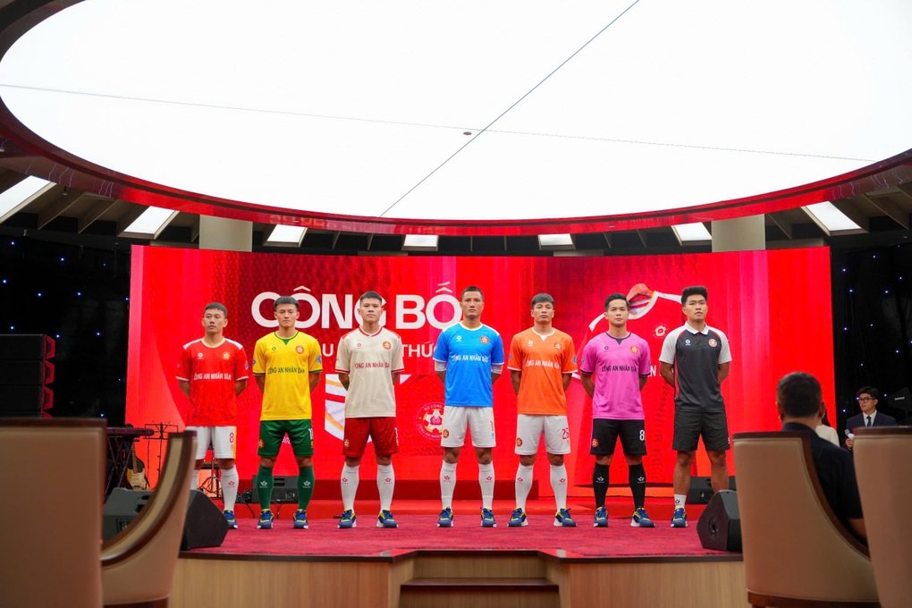 CLB Công an nhân dân chiêu mộ nhiều tân binh, đặt mục tiêu trở lại V-League - 3