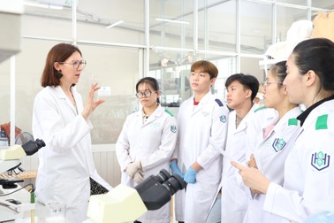 Nghịch lý: Đại học bội thu thành tích khoa học nhưng chưa thể "hái ra tiền"